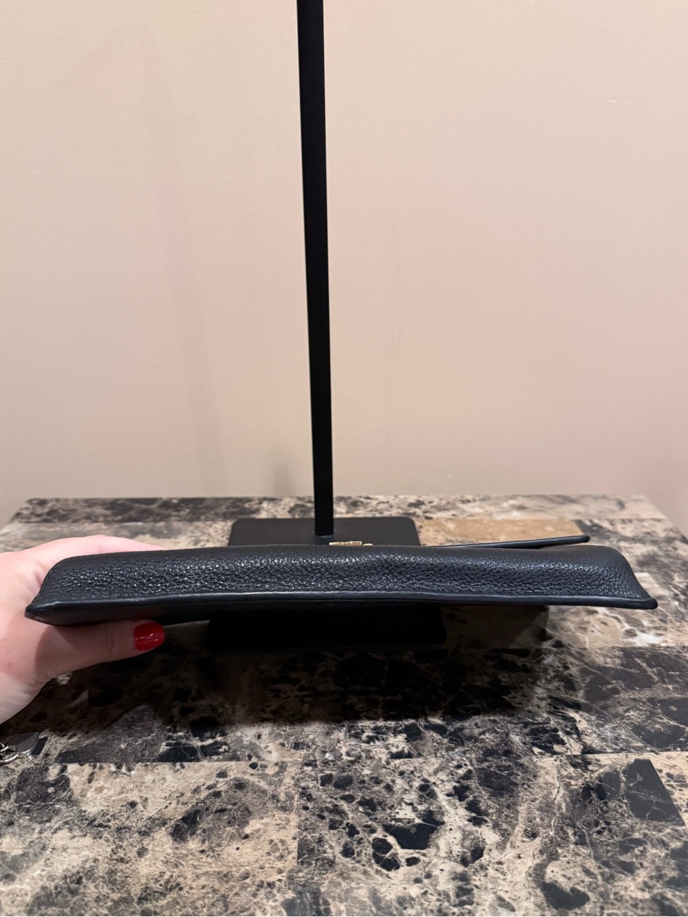 Tory Burch Kira Clutch Black - Picture 4 of 14